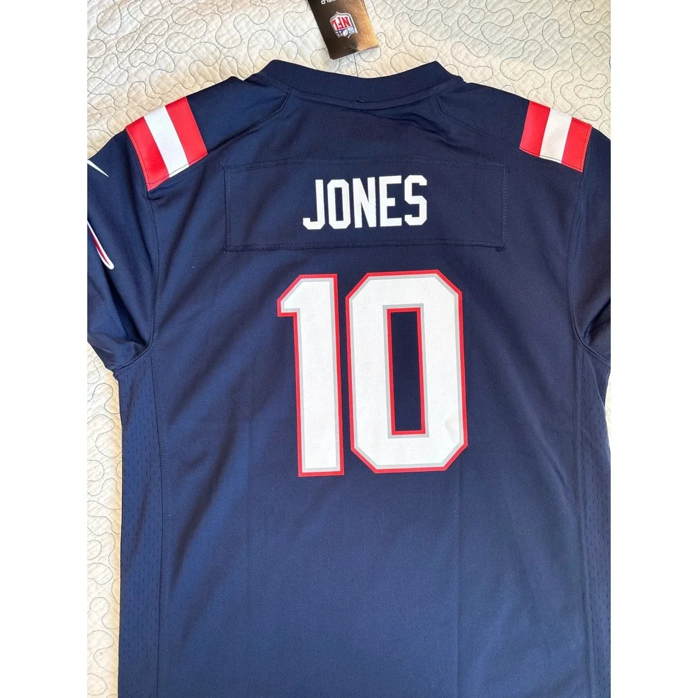 Nike Boys New England Patriots Mac Jones 10‎ Jersey Size XL
